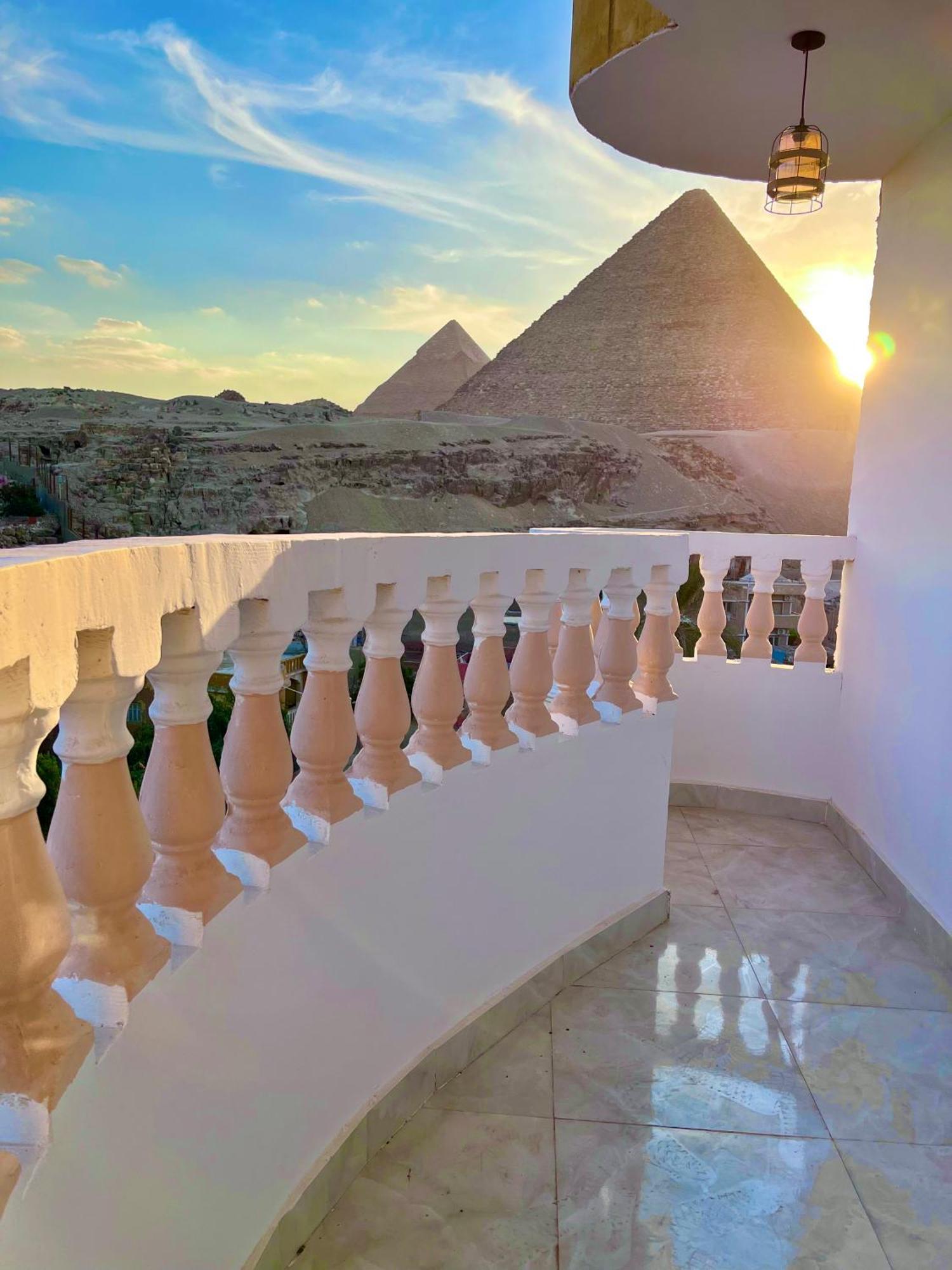 Alba Pyramids View Kairó Kültér fotó